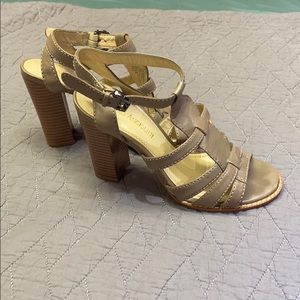 Enzo Angiolini. EUC!